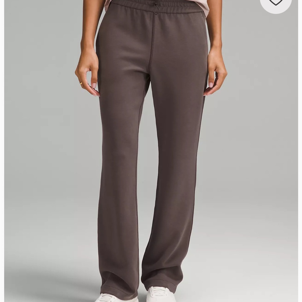 Softstream Highrise pant Lululemon size 8 color brown